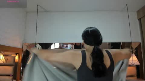 Snapshot of bonet_iris chatting on 06.02.26 bonet_iris online show from 06.02.26