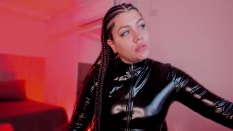 Bonnie  online show from 11.23.25