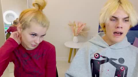 Jessy  Mark online show from 09.28.25