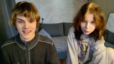 Snapshot of bonnie_and_c1yde chatting on 04.29.26 Jessy Mark online show from 04.29.26