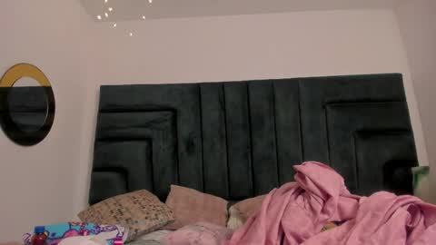   online show from 04.09.26