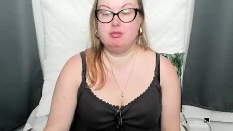 Bonnie online show from 10.29.25