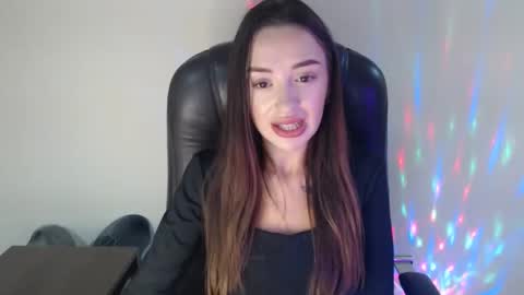 Bonnie online show from 10.12.25