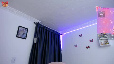 Soffy Brooks Independent model online show from 04.10.26