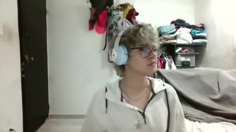 Snapshot of bonny_cum chatting on 02.03.26 bonny_cum online show from 02.03.26