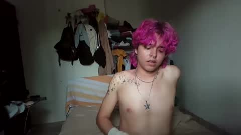 Snapshot of bonny_cum chatting on 04.29.26 bonny_cum online show from 04.29.26