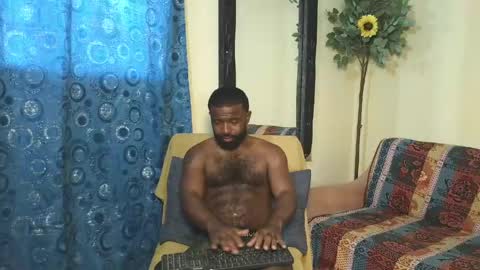 Snapshot of bonsai160723 chatting on 04.28.26 kevin hart online show from 04.28.26