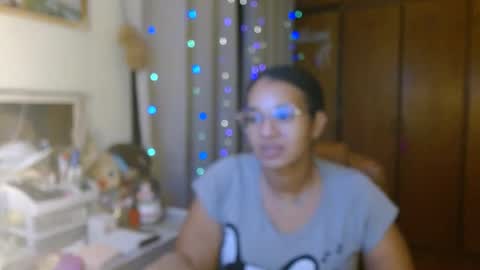 Queen Bon Vivantt online show from 01.23.25