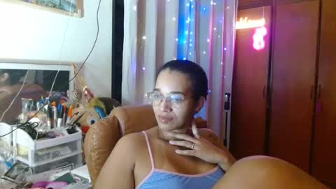 Queen Bon Vivantt online show from 03.02.25