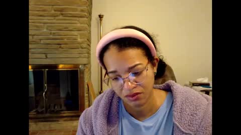 Queen Bon Vivantt online show from 10.15.25