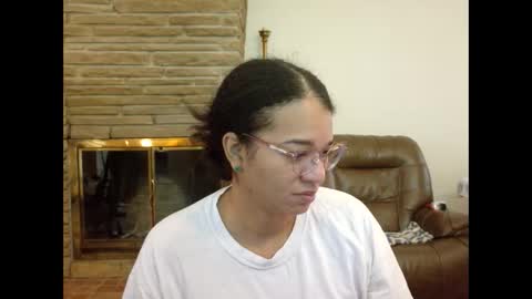 Queen Bon Vivantt online show from 11.14.25