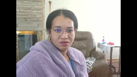 Queen Bon Vivantt online show from 12.16.25