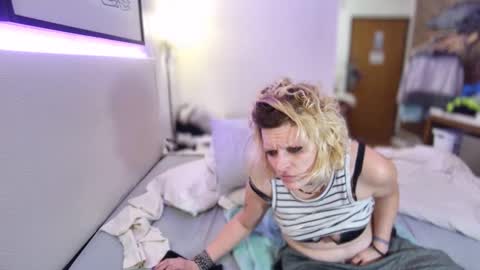 boobookittyfuxx online show from 10.31.25