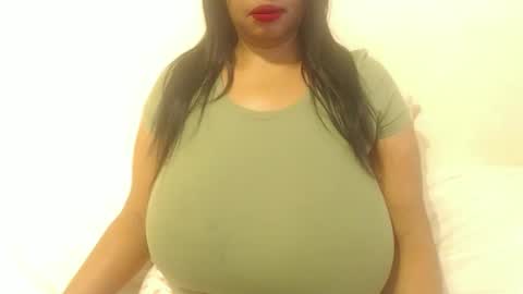 boobyqueen online show from 11.03.25