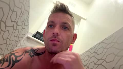 boomfxx1985 online show from 11.01.25