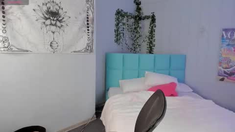 Milena online show from 03.27.26