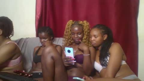 bootie_caramel online show from 02.26.25