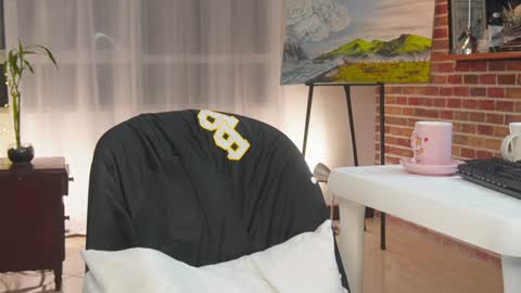 Snapshot of boream_ chatting on 12.31.24 Bream online show from 12.31.24