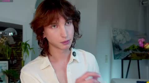 Snapshot of boream_ chatting on 02.16.25 Bream online show from 02.16.25