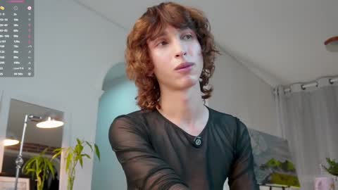 Snapshot of boream_ chatting on 02.21.25 Bream online show from 02.21.25