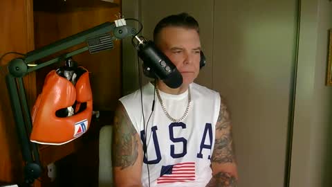 Snapshot of boss1420 chatting on 09.16.25 BOSS online show from 09.16.25