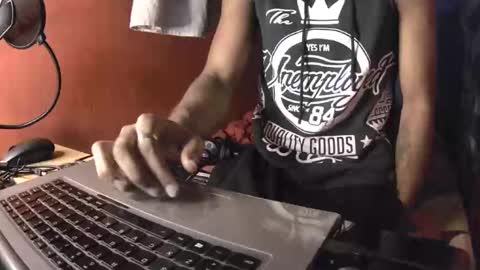 boss_playa98 online show from 02.17.25