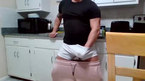 Snapshot of bosslife505050 chatting on 02.08.25 The Italian Boss online show from 02.08.25