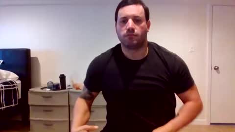 The Italian Boss  online show from 12.14.25