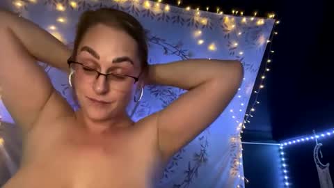 BossMom online show from 12.04.24