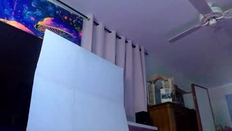 Bottomboo7 online show from 01.29.25