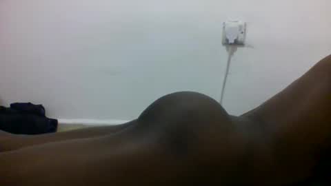 Snapshot of bouncy_vee chatting on 02.25.26 bouncy_vee online show from 02.25.26