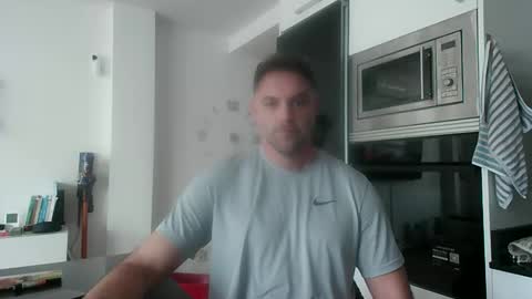 Snapshot of boxing__spf chatting on 12.16.25 boxing__spf online show from 12.16.25