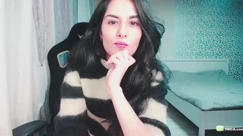 Helen  online show from 12.04.24