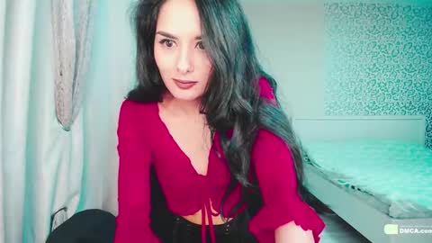 Helen  online show from 12.17.24