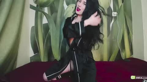 Helen  online show from 01.08.25