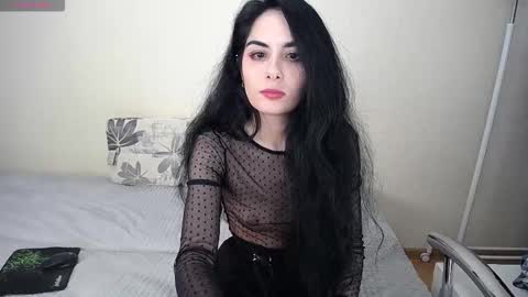 Helen  online show from 11.01.25