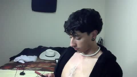 Boy Astro online show from 12.09.24