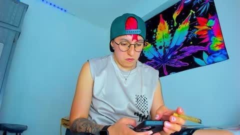 Snapshot of boy_trans chatting on 01.19.26 Edward ftm trans queerslave online show from 01.19.26