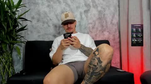 boyc02_ online show from 12.19.25