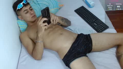 Snapshot of boyg_hots chatting on 02.04.25 boyg_hots online show from 02.04.25