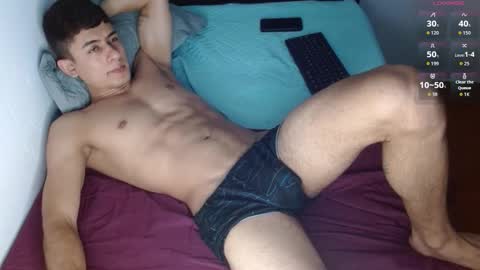 Snapshot of boyg_hots chatting on 09.19.25 boyg_hots online show from 09.19.25