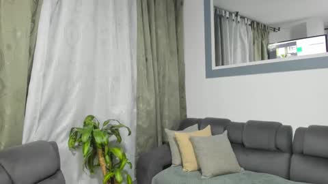 boys_blackandwhite online show from 03.11.25