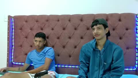 ALEX - TAYLER  -MIKE online show from 02.04.25