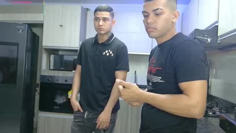 Angelo Mark Fernando Taylor online show from 12.17.25