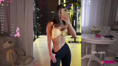 Snapshot of brabuss_ chatting on 03.13.26 Lana online show from 03.13.26