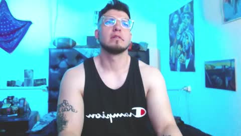 Snapshot of brad_hot_boy chatting on 10.04.25 brad hot boy online show from 10.04.25