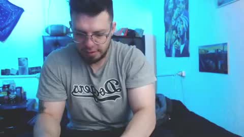 Snapshot of brad_hot_boy chatting on 06.13.26 brad hot boy online show from 06.13.26