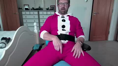 Snapshot of bradley77777 chatting on 12.24.24 bradley77777 online show from 12.24.24