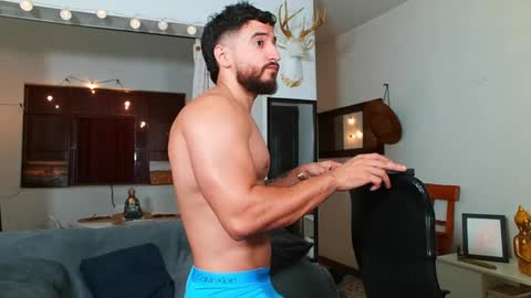 Snapshot of bradley_martinez chatting on 02.03.25 Bradley Martinez online show from 02.03.25