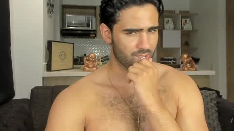 bradleymartin7 online show from 01.22.25